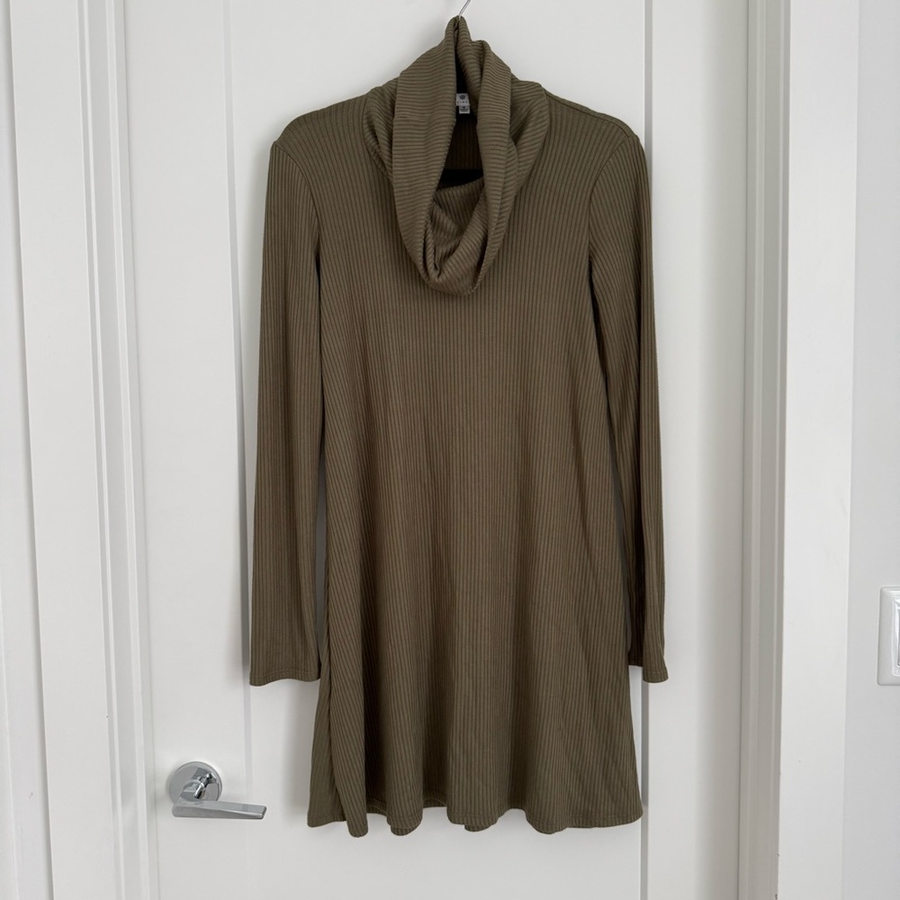 Last Chance-Socialite/Nordstrom Khaki Green Ribbed Cowl Neck Dress